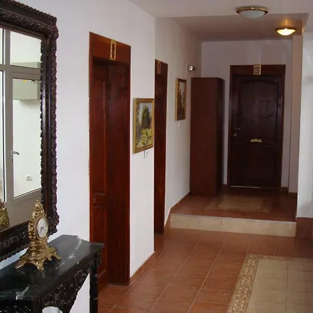 Casa de hóspedes Guest House Deloni Karlovo