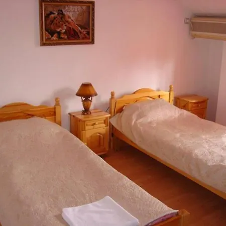 Guest House Deloni Casa de hóspedes