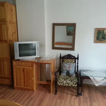Guest House Deloni *