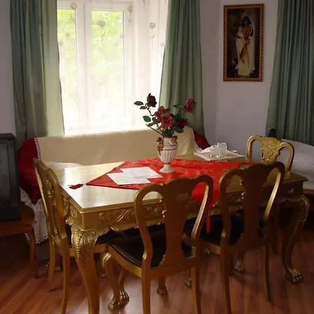 Guest House Deloni Karlovo